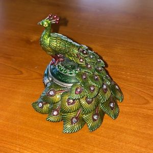 New Swarovski crystal trinket peacock box